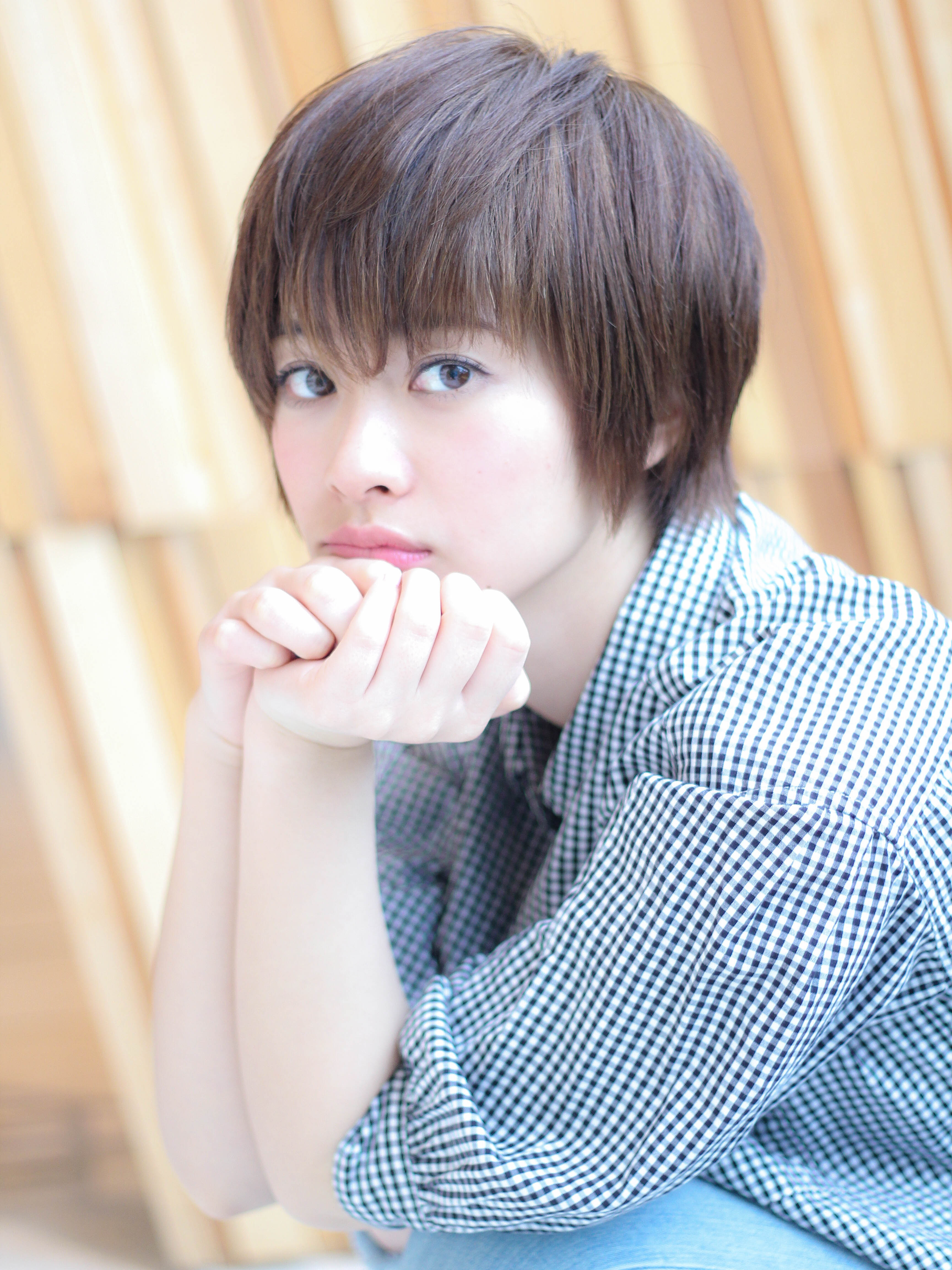 パーマなしのボーイッシュなショートヘアも新鮮では ショートヘアのトリセツ