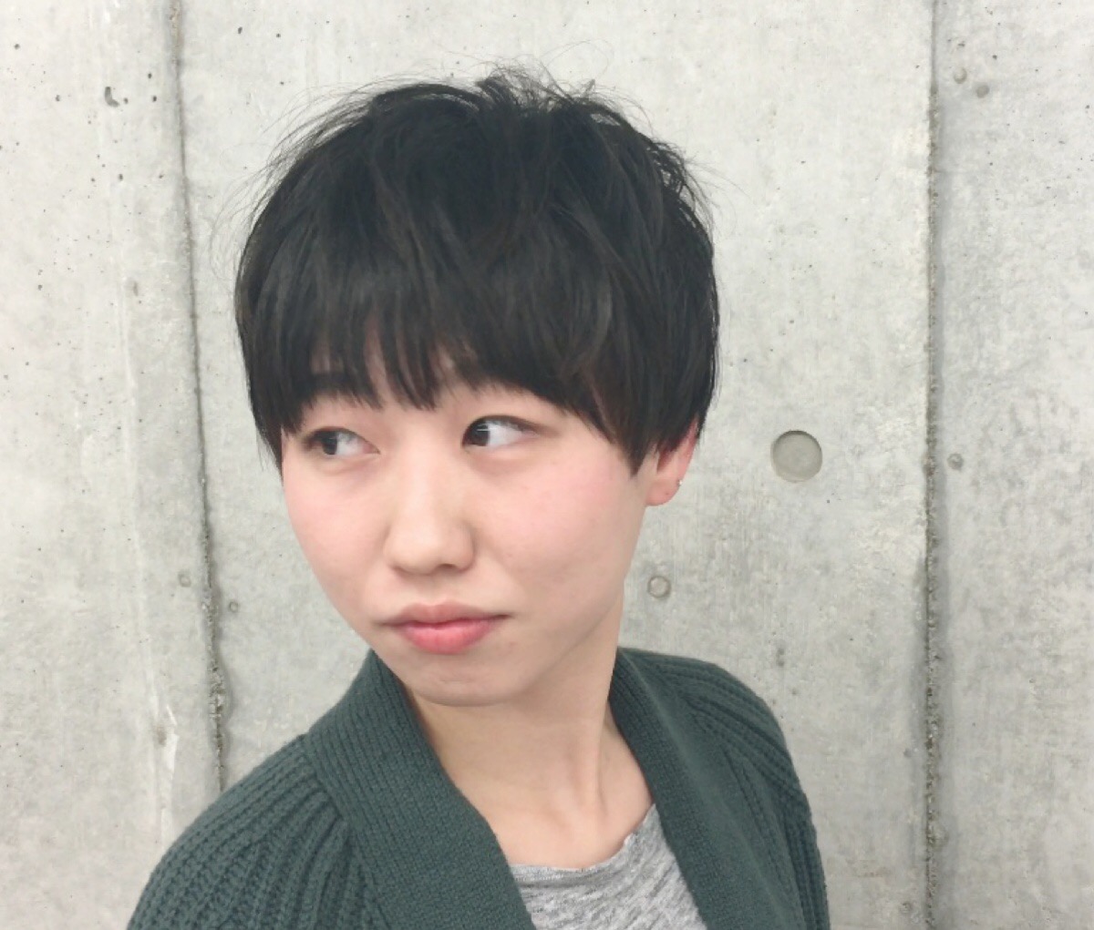 黒髪ボブでも日本人形にならないパッツン前髪にするために ショートヘアのトリセツ