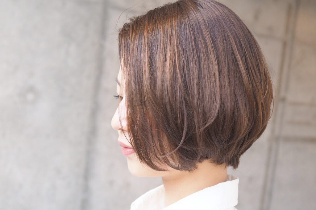 童顔でもショートヘアで大人っぽくみせるために長い前髪が必要な理由 ショートヘアのトリセツ