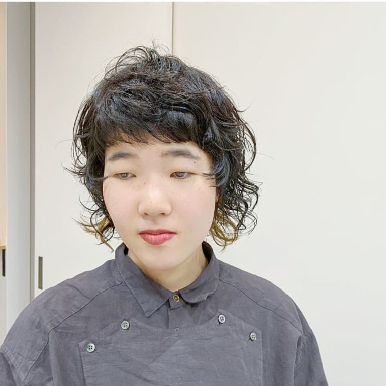 【4タイプ別】ウルフカットとはどんな髪型か ショートヘアのトリセツ