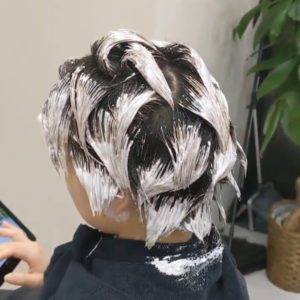 ブリーチカラーとは何か 通常のカラーで出せない髪色とは ショートヘアのトリセツ